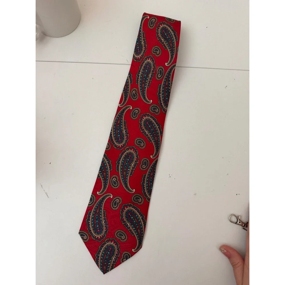 Vito Rufolo Red Paisley Silk Tie Hand Made in Italy Mens Necktie Classic OS